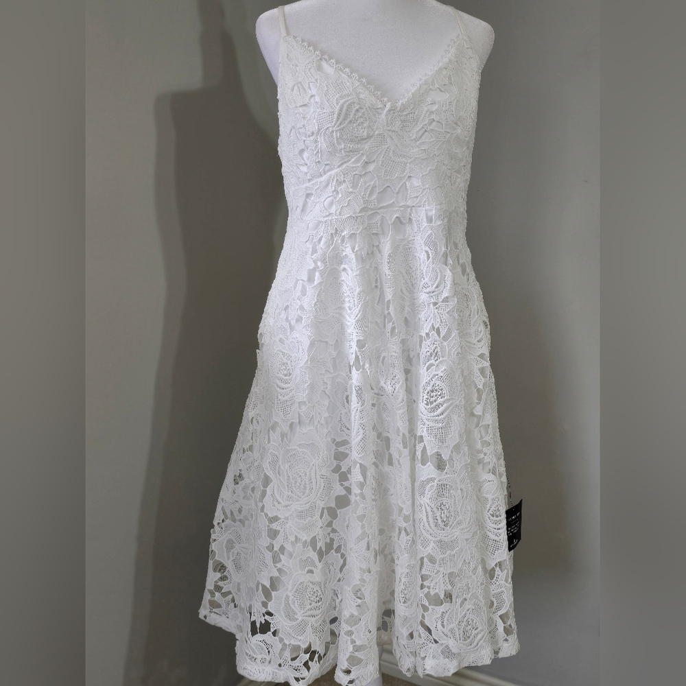 Lulu's White Lace Midi Dress - Picture 3 of 12